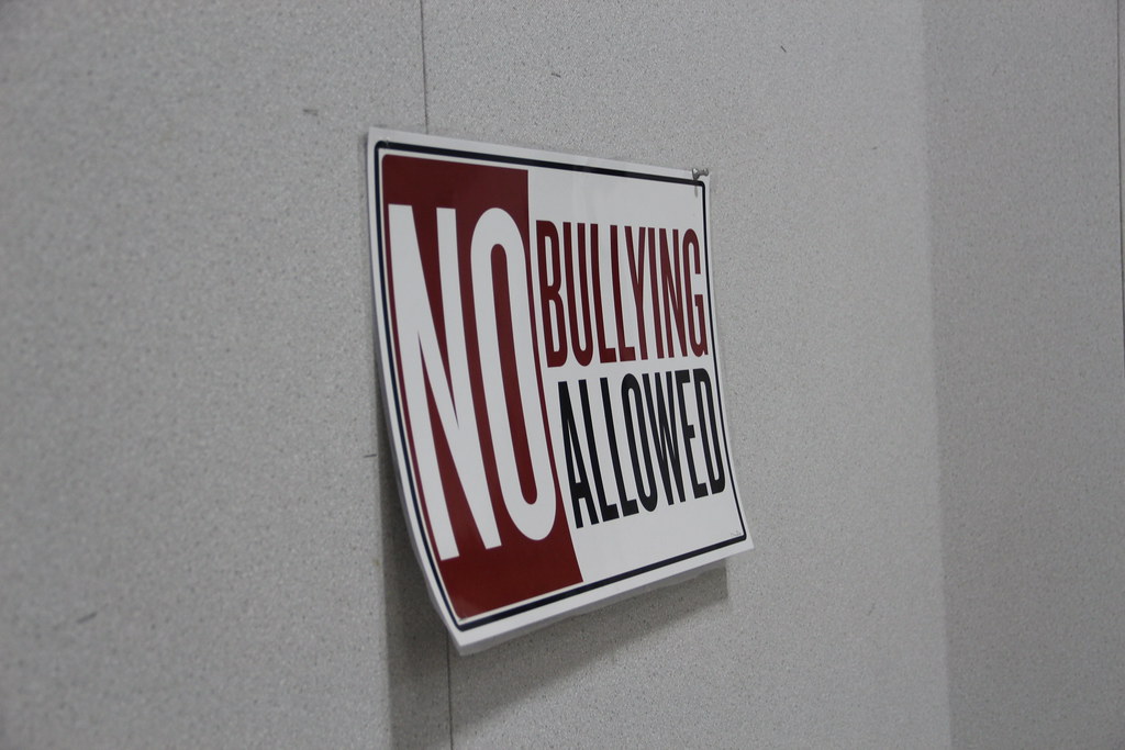 no bullying sign